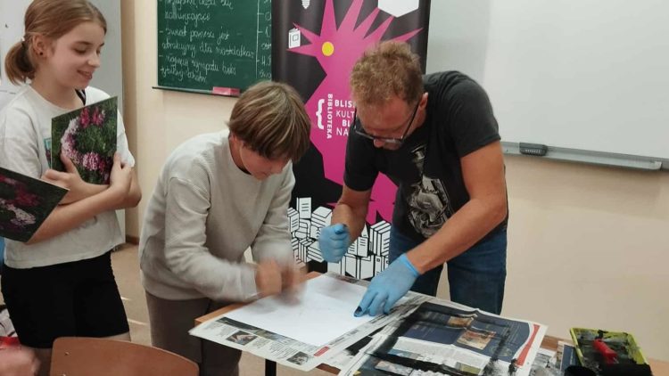 Warsztaty twórcze w ramach projektu „Pozdrowienia z Dziwnowa”