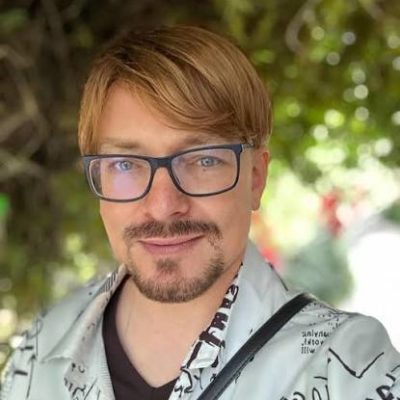 11 października 2026 (niedziela) w Miejskiej Bibliotece Publicznej w Dziwnowie odbędzie się spotkanie Autorskie z Alkiem ROGOZIŃSKIM- w ramach DKK Książnica Pomorska w Szczecinie.  (godzinę podamy w późniejszym terminie po ustaleniu)